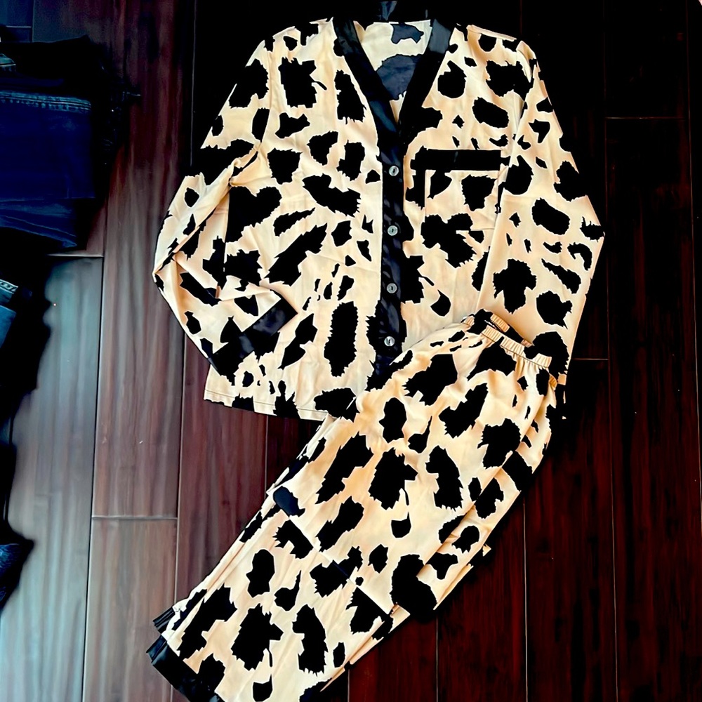 Animal print pj set